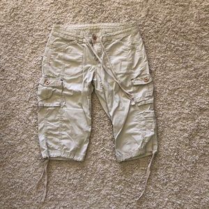 Arizona Cargo Capris